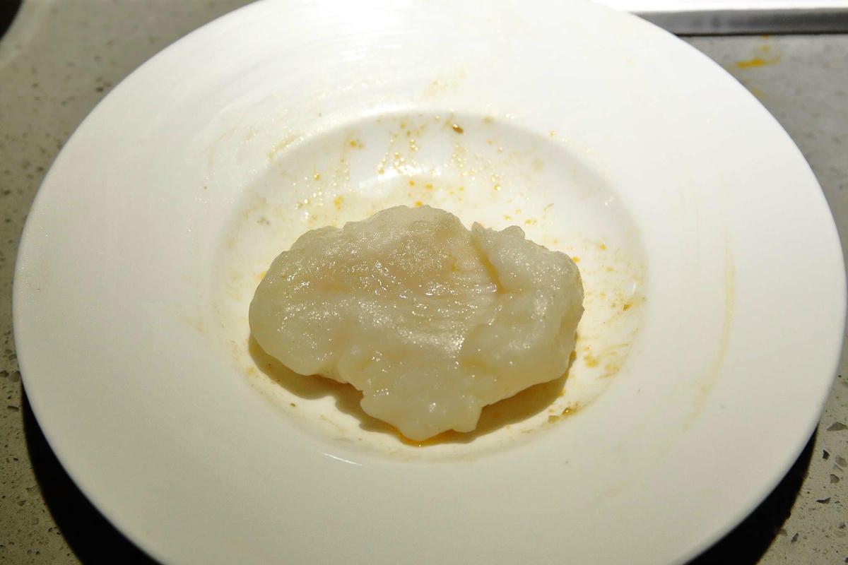 【食。板橋】海底撈火鍋〜夜貓族宵夜新選擇！四方格鴛鴦鍋全新湯底，三訪美味依舊不設限；飯局不是只能吃飯，還有桌遊！