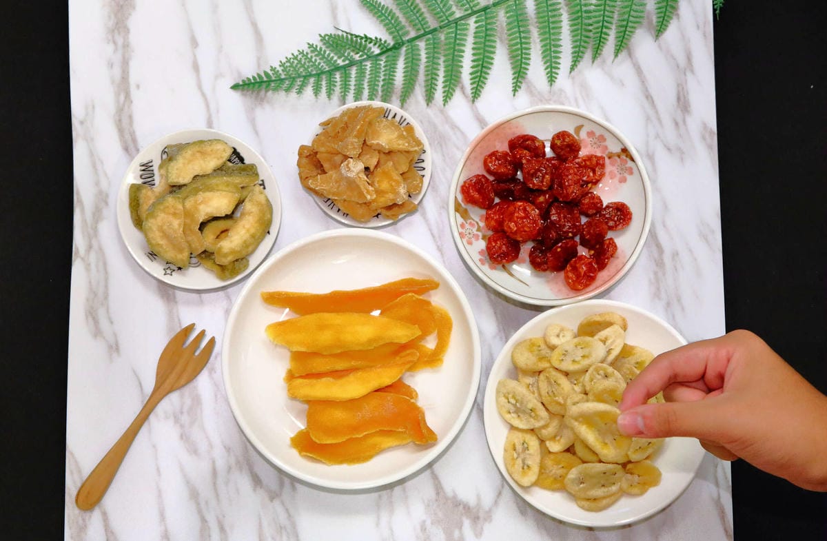 【ihergo愛合購】小山日初❖零添加水果乾〜水果也可以這樣吃！台灣在小農在地鮮果，真材實料吃得到水果纖維‎！