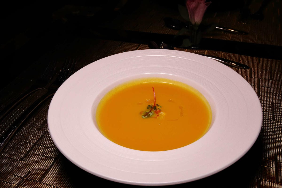 【食。台北】FUJI Flower 義法餐廳 松菸店〜網美秘境！讓少女心噴發的森林系餐廳，以不同花卉入菜，超吸睛！