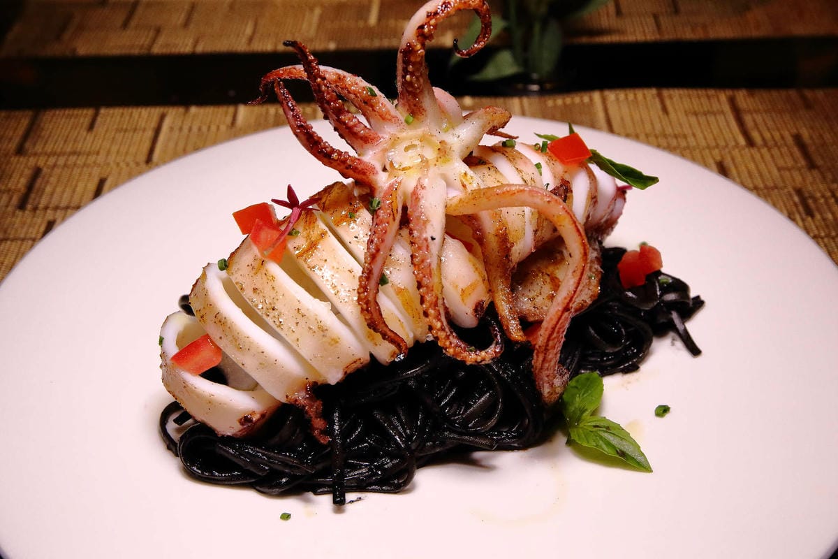 【食。台北】FUJI Flower 義法餐廳 松菸店〜網美秘境！讓少女心噴發的森林系餐廳，以不同花卉入菜，超吸睛！