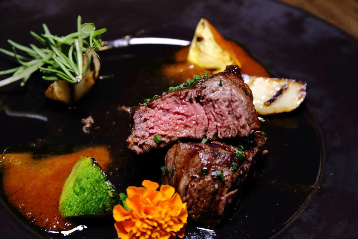 【食。台北】FUJI Flower 義法餐廳 松菸店〜網美秘境！讓少女心噴發的森林系餐廳，以不同花卉入菜，超吸睛！