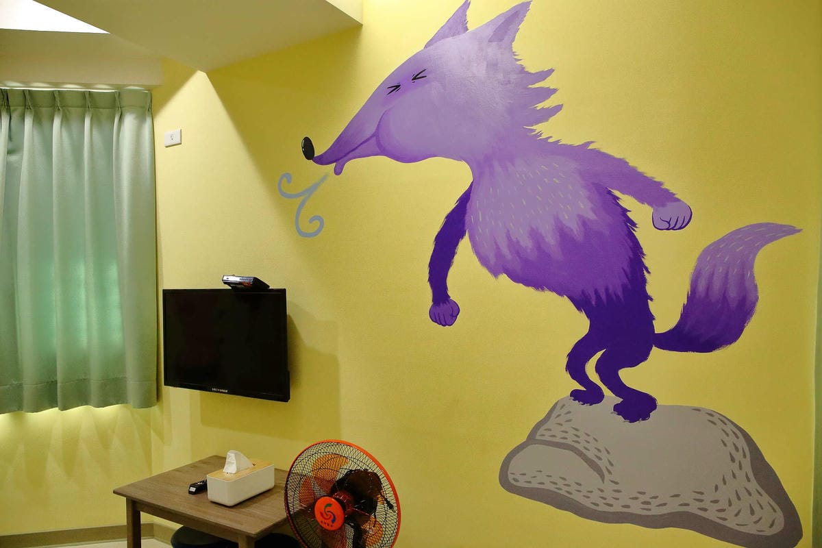 【宿。台南】莎拉童話親子民宿〜親子溜滑梯民宿，每間都有不同的童話故事主題，仿佛掉進童話的繪本裡！