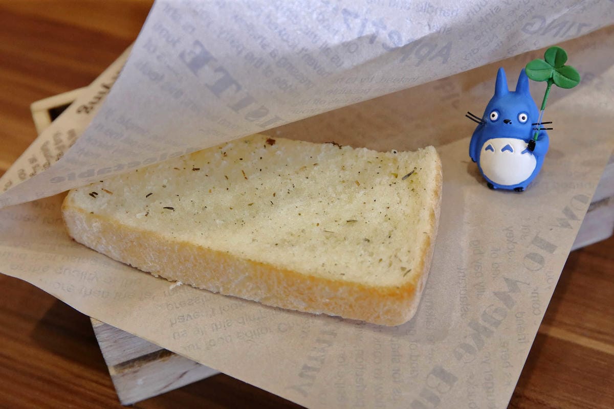 【食。台北】吃吐吧〜公館早午餐/窯烤土司。窯烤麵包香，麵包控不容錯過的好滋味！