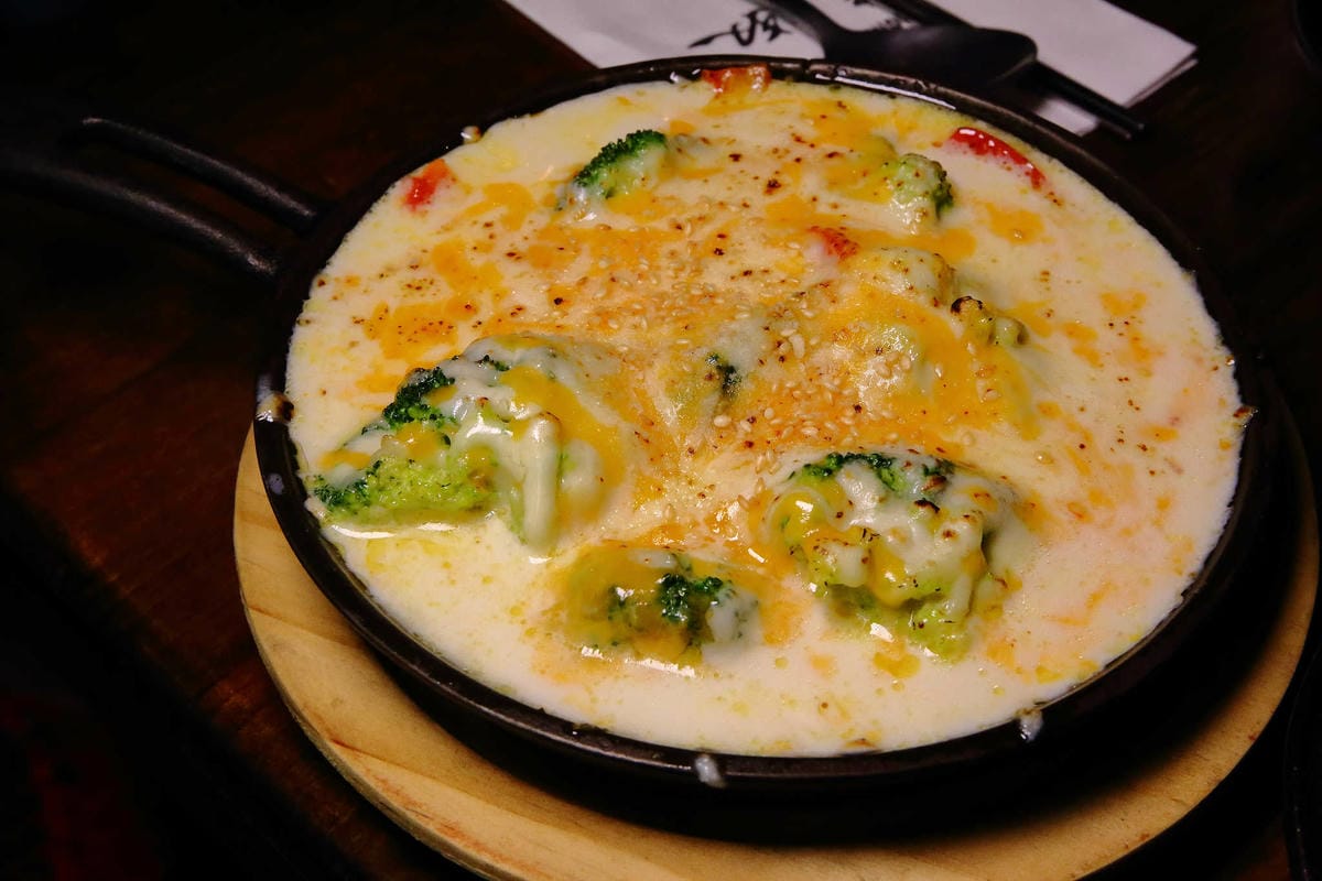 【食。桃園】韓大叔한국오빠正宗韓式烤肉專門店〜吃貨親古瞅過來！正宗道地韓式美味，‎ 高CP值，全程桌邊服務，讚！