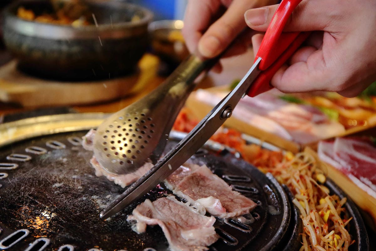 【食。桃園】韓大叔한국오빠正宗韓式烤肉專門店〜吃貨親古瞅過來！正宗道地韓式美味，‎ 高CP值，全程桌邊服務，讚！