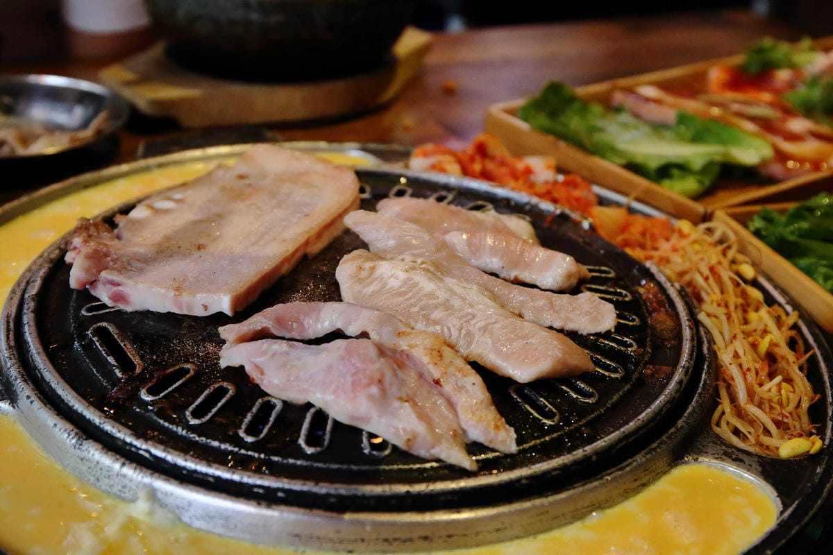 【食。桃園】韓大叔한국오빠正宗韓式烤肉專門店〜吃貨親古瞅過來！正宗道地韓式美味，‎ 高CP值，全程桌邊服務，讚！