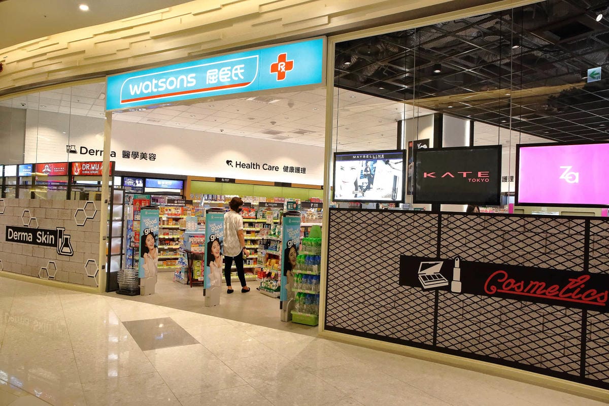 【食。中壢】大江購物中心地下遊逛街城〜6000坪全台唯一，本土、各國美食大車拼，吃喝玩樂一次搞定，9/6 正式試營運！