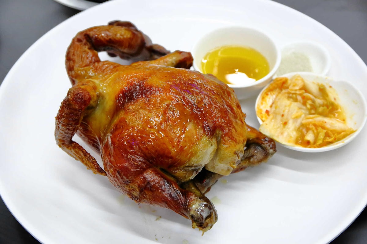 【食。桃園】甕霸王甕仔雞〜桃園現撈海鮮蒸氣塔。烤雞、海鮮與熱炒高貴不貴一次滿足全家大小的味蕾!(已歇業)