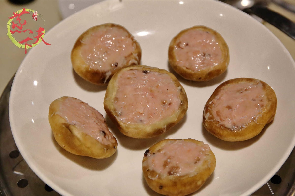 【食。板橋】蒸天下蒸氣火鍋〜夠『青』才敢大聲!「蒸」的料理,品嘗其最原始的美味!