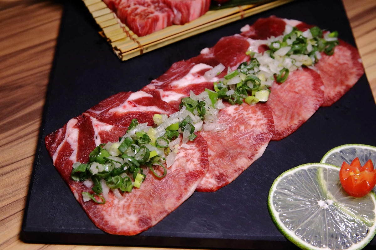 【食。桃園】覓燒肉2號旗艦店〜熱情的炭火燒肉新選擇,吃巧又吃飽!愛吃肉的別錯過!