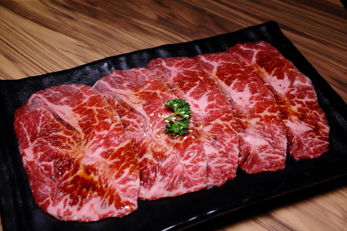 【食。桃園】覓燒肉2號旗艦店〜熱情的炭火燒肉新選擇,吃巧又吃飽!愛吃肉的別錯過!