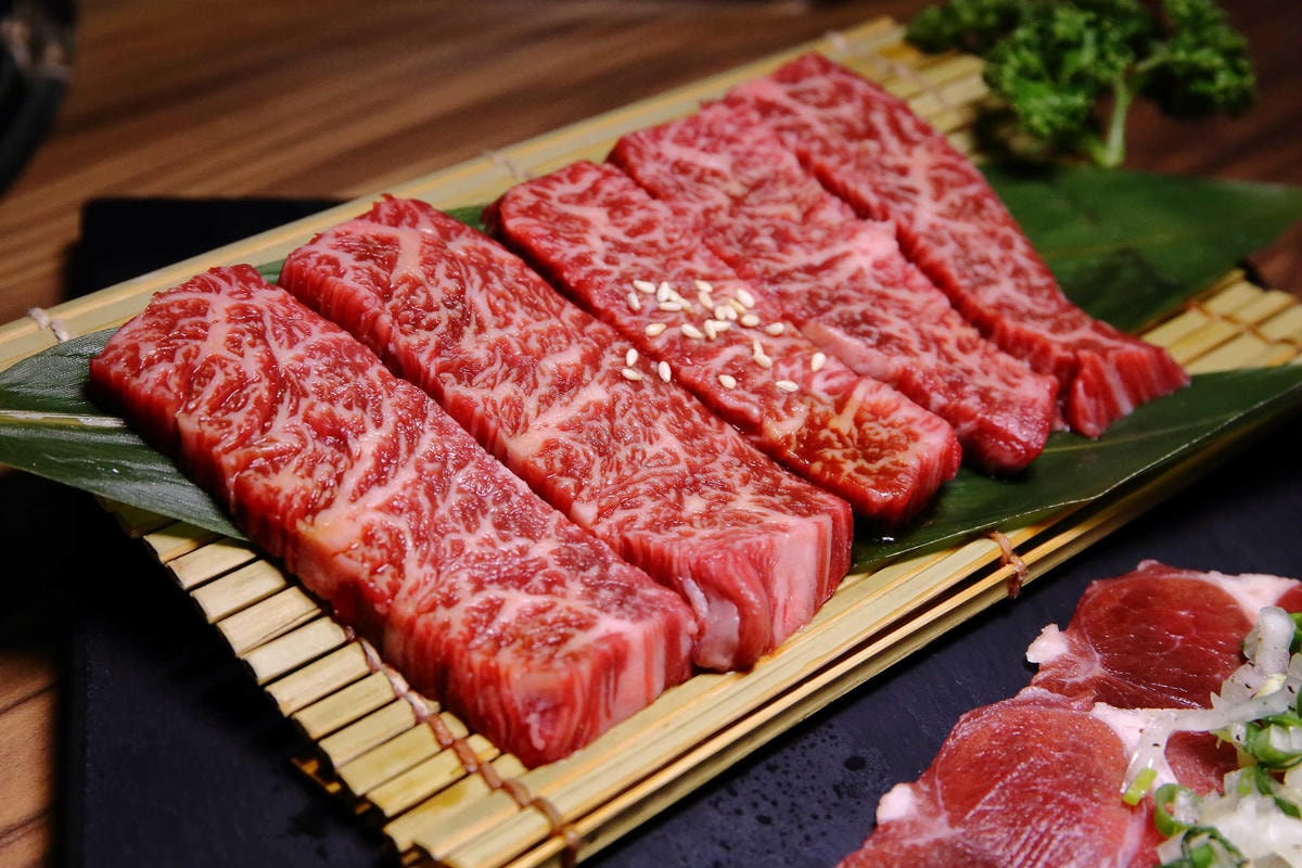 【食。桃園】覓燒肉2號旗艦店〜熱情的炭火燒肉新選擇,吃巧又吃飽!愛吃肉的別錯過!