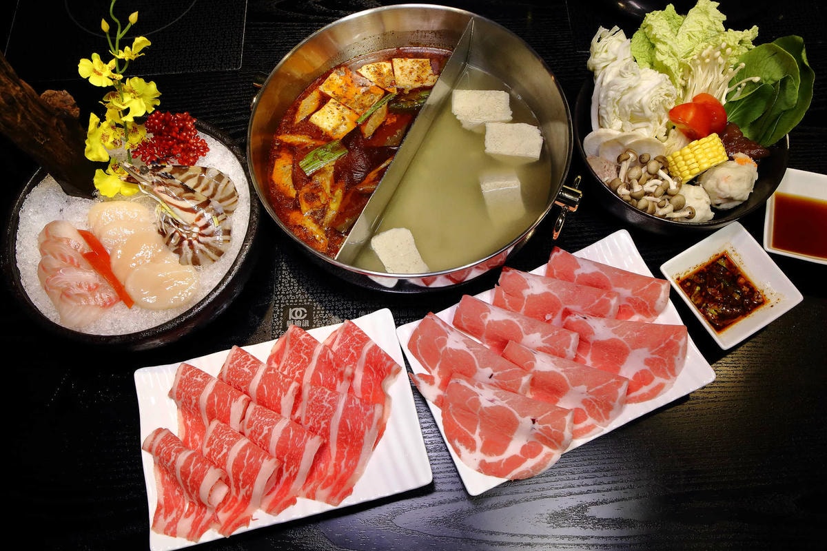 【食。台北】藍寶寶麻辣火鍋〜人氣麻辣火鍋店來襲!麻。油。鮮。香,口水爆表!