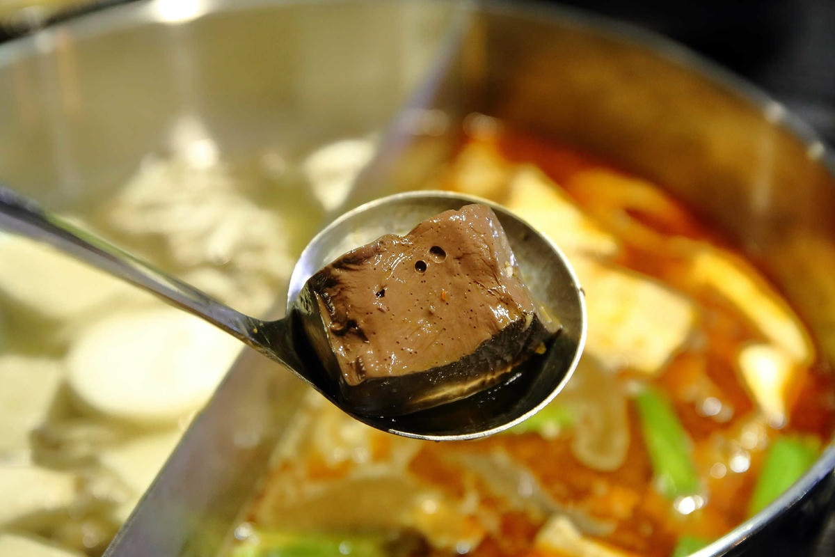 【食。台北】藍寶寶麻辣火鍋〜人氣麻辣火鍋店來襲!麻。油。鮮。香,口水爆表!