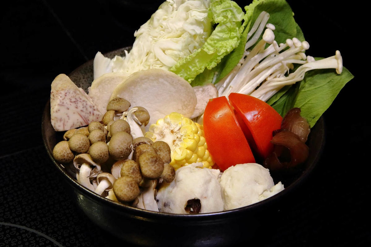 【食。台北】藍寶寶麻辣火鍋〜人氣麻辣火鍋店來襲!麻。油。鮮。香,口水爆表!