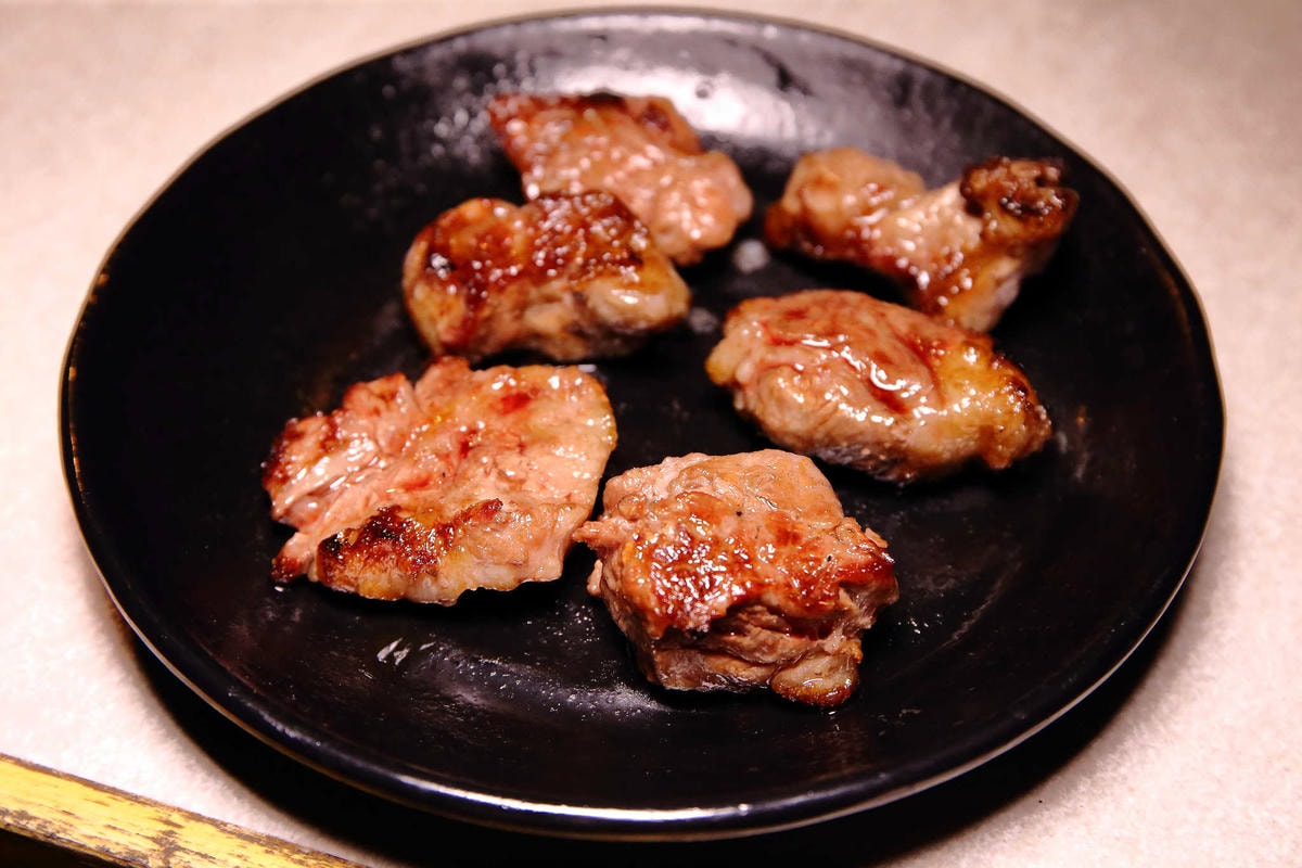 【食。台北】火之舞蓁品燒 和牛放題〜東區燒烤吃到飽。就是要大口吃肉其餘免談!肉食主義者必訪餐廳!