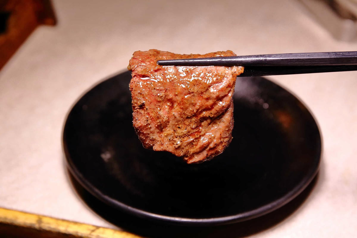 【食。台北】火之舞蓁品燒 和牛放題〜東區燒烤吃到飽。就是要大口吃肉其餘免談!肉食主義者必訪餐廳!