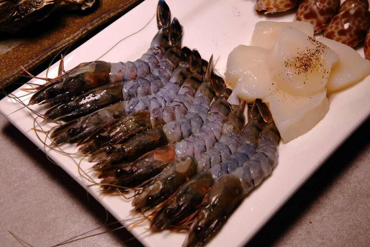 【食。台北】火之舞蓁品燒 和牛放題〜東區燒烤吃到飽。就是要大口吃肉其餘免談!肉食主義者必訪餐廳!