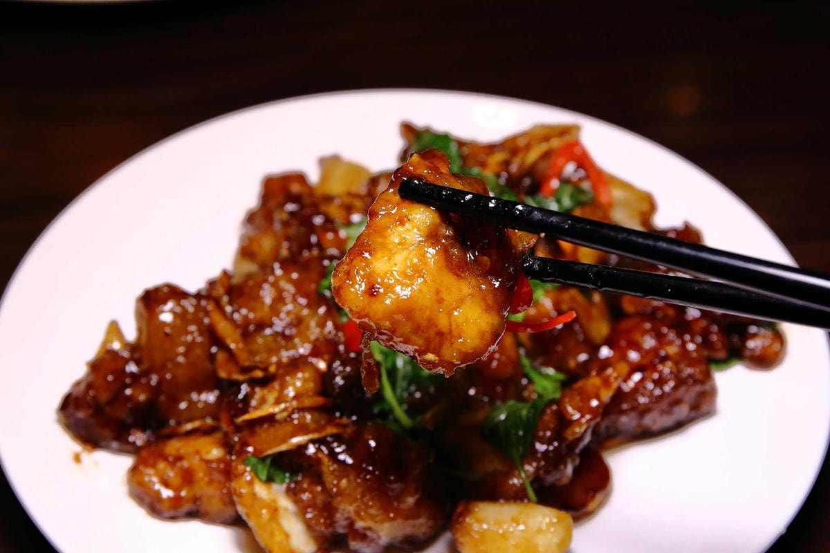 【食。永和】龍膽深海魚湯〜永和魯肉飯/腿庫飯/捷運頂溪,高貴的龍膽石斑也可以有平民的價位(已歇業)