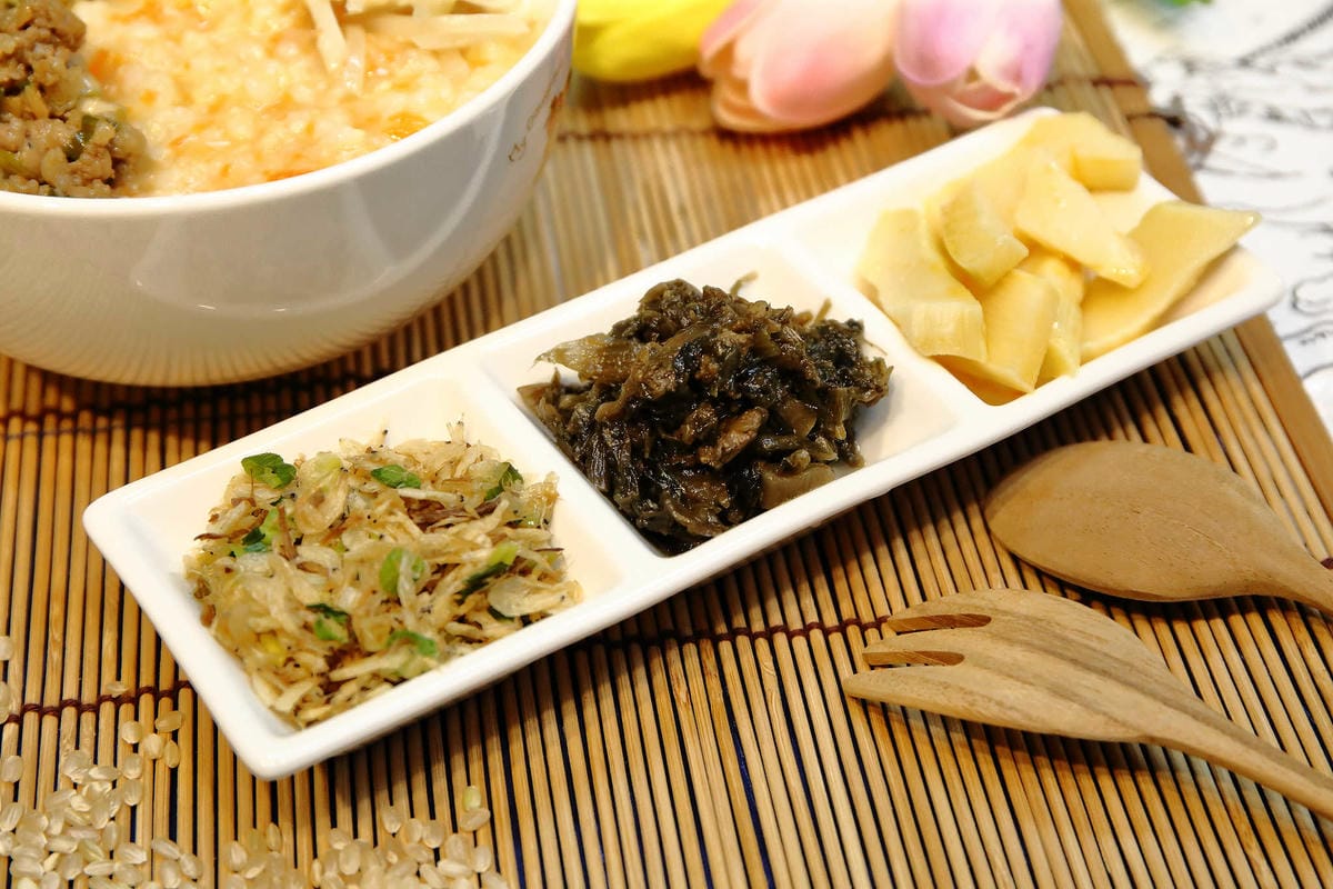 【食。永和】A董廚房〜永和隱密巷弄美食。終極美味健康糙米粥，來自宜蘭媽媽的手路菜！