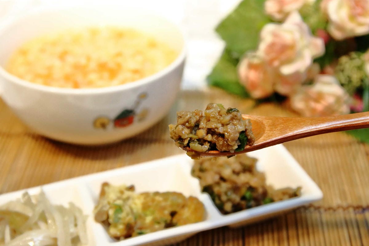 【食。永和】A董廚房〜永和隱密巷弄美食。終極美味健康糙米粥，來自宜蘭媽媽的手路菜！