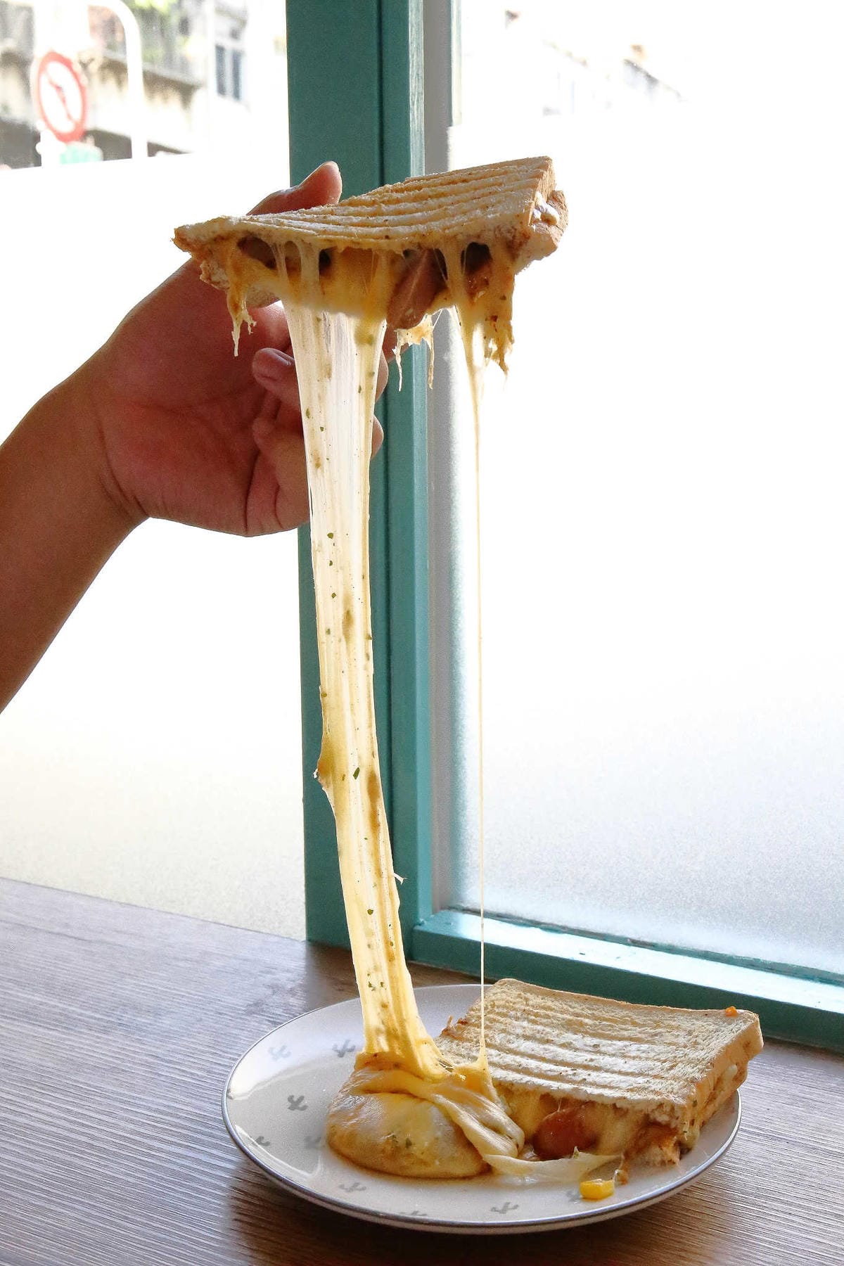 【食。台北】日安 Ciao〜古亭/早午餐帕尼尼。起司瀑布的邪惡美食！