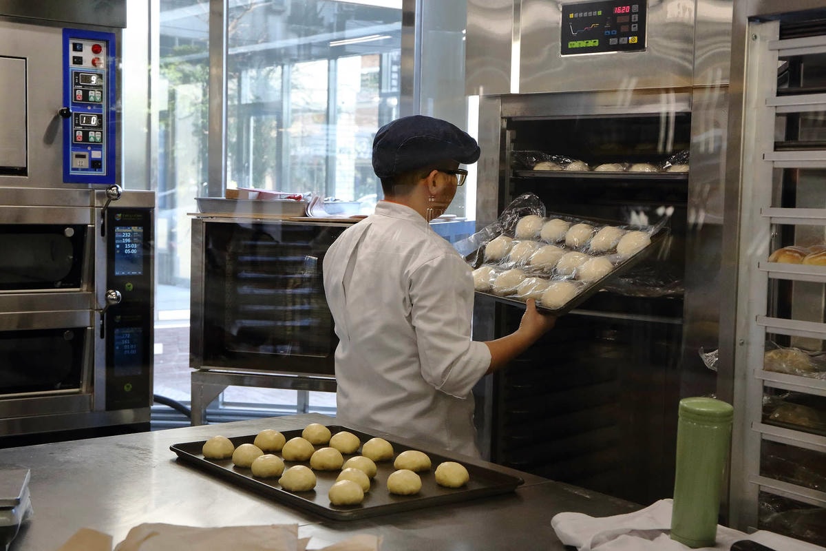 【食。桃園】許燕斌手作烘焙〜桃園麵包推薦,第一家世界金廚冠軍坐鎮,麵包x甜點x咖啡,手作麵包的溫度!