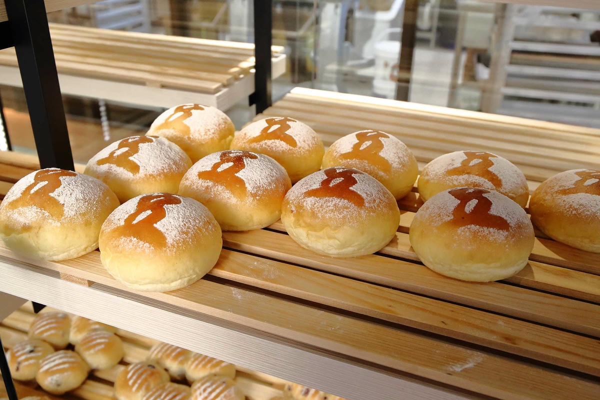 【食。桃園】許燕斌手作烘焙〜桃園麵包推薦,第一家世界金廚冠軍坐鎮,麵包x甜點x咖啡,手作麵包的溫度!