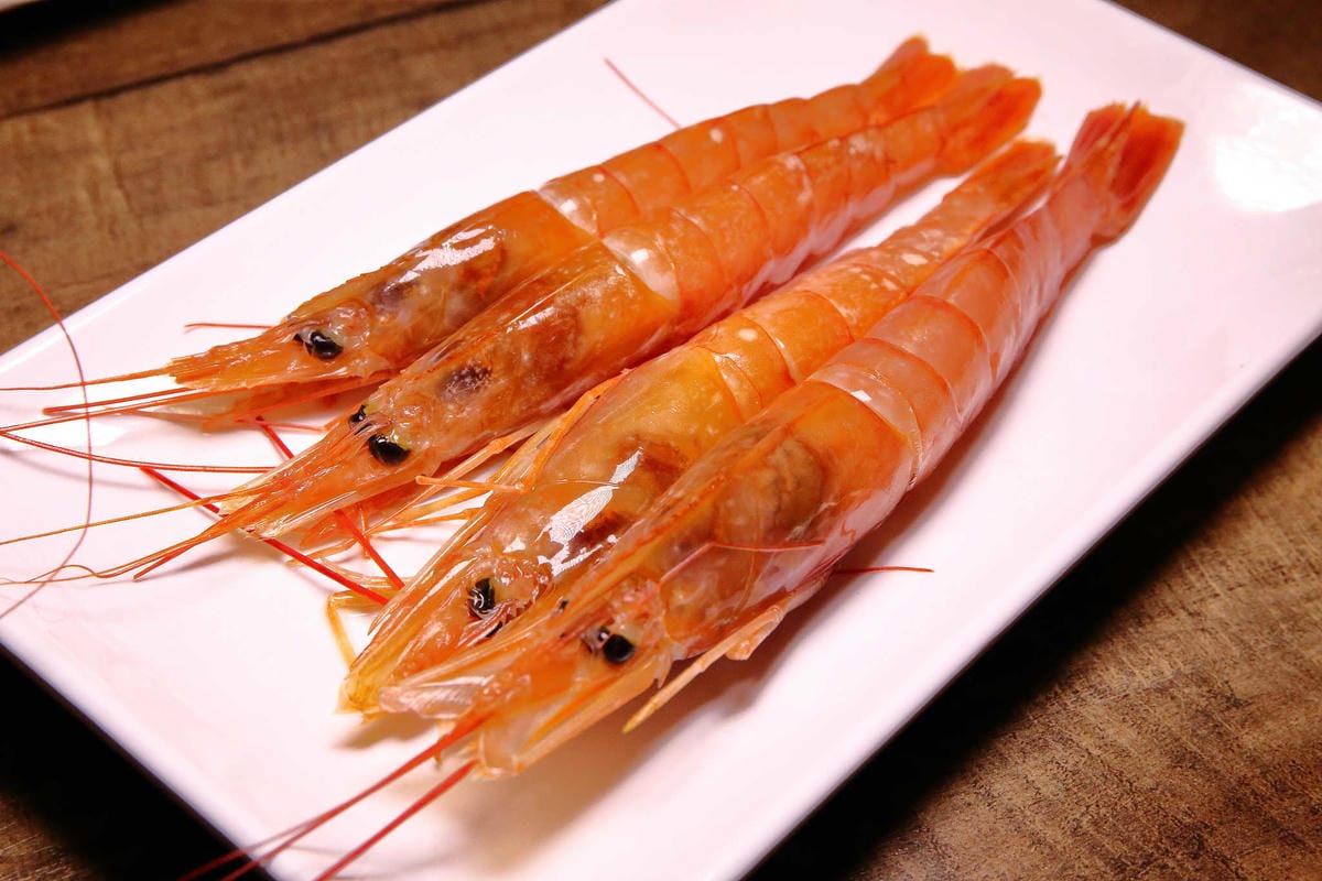 【食。永和】古城頂級海鮮鴛鴦火鍋〜永和吃到飽鴛鴦麻辣火鍋。寧願胖也不願意錯過樂華夜市美食(已歇業)