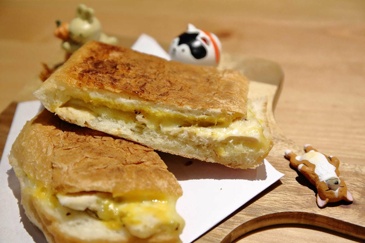 【食。台北】萌萌食堂〜民權西路站/早午餐輕食。超可愛的日式雜貨小屋，好想整間店扛回家，可愛店狗、店兔陪伴消磨美好時光…