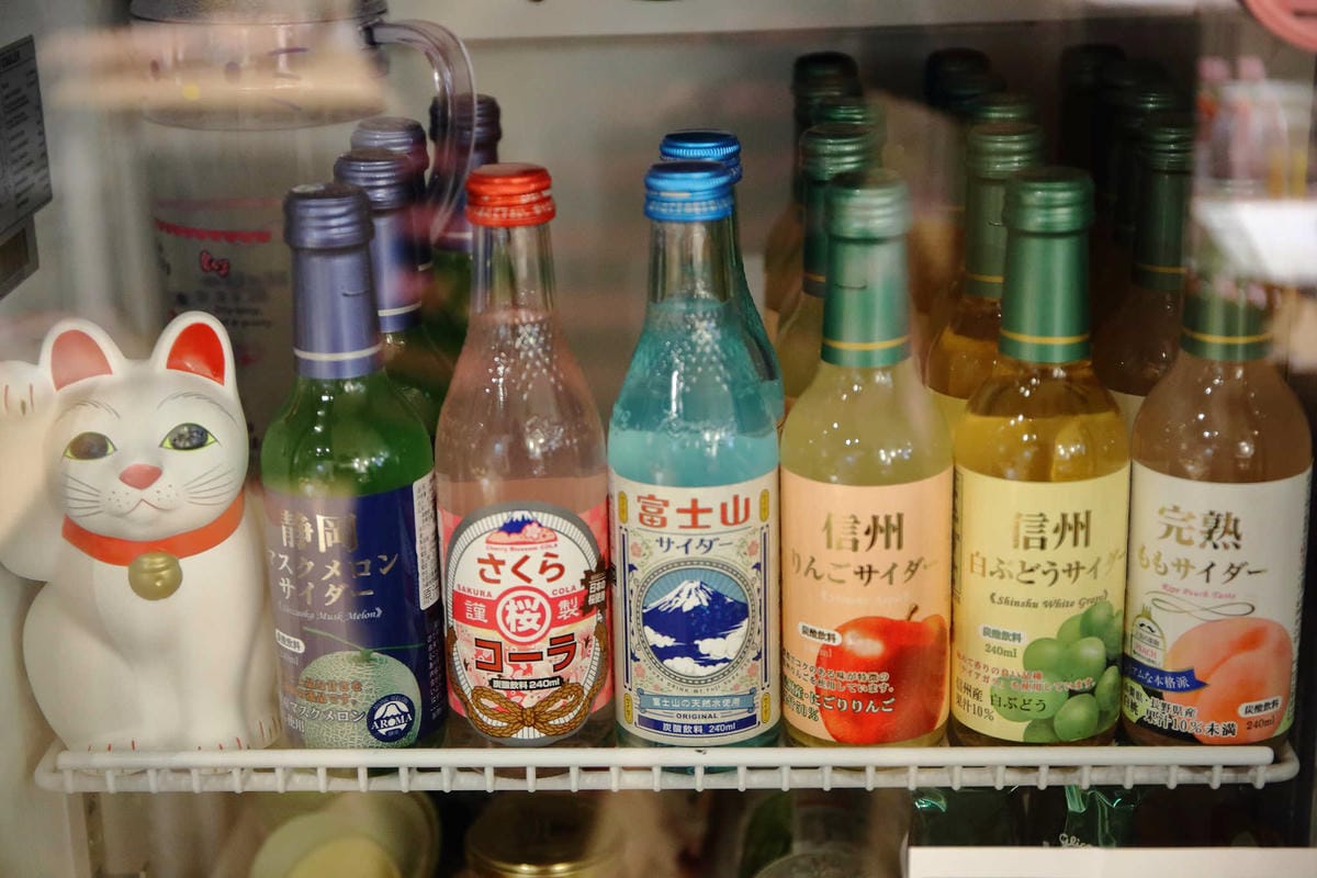 【食。台北】萌萌食堂〜民權西路站/早午餐輕食。超可愛的日式雜貨小屋，好想整間店扛回家，可愛店狗、店兔陪伴消磨美好時光…