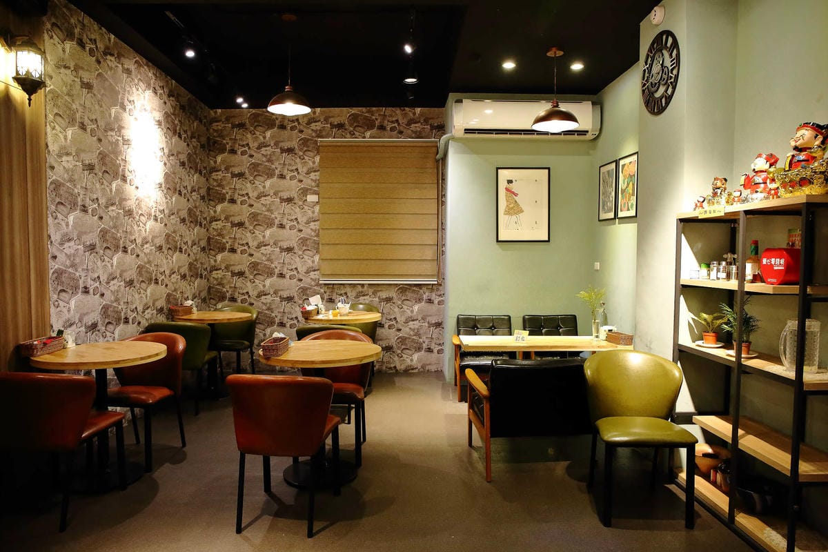 【食。新莊】查理士義式廚坊〜只有內行人才知道的巷弄美食，CP值超高的義大利麵