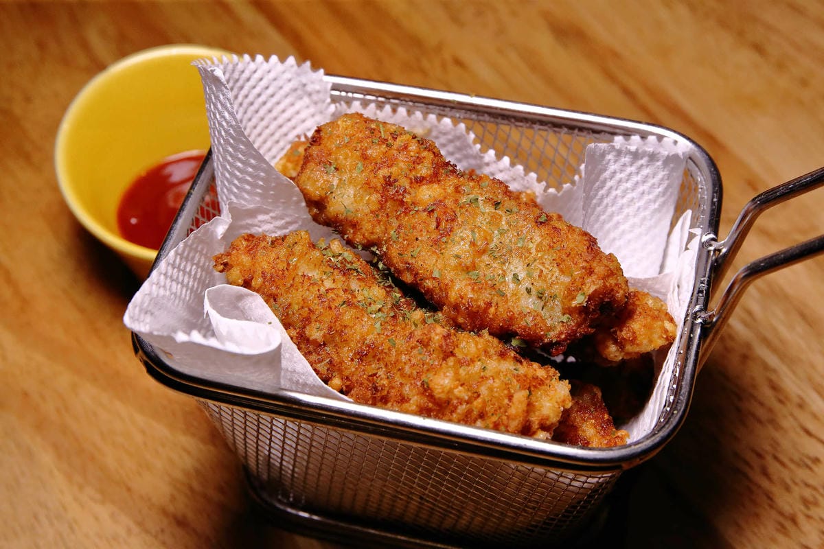 【食。新莊】查理士義式廚坊〜只有內行人才知道的巷弄美食，CP值超高的義大利麵