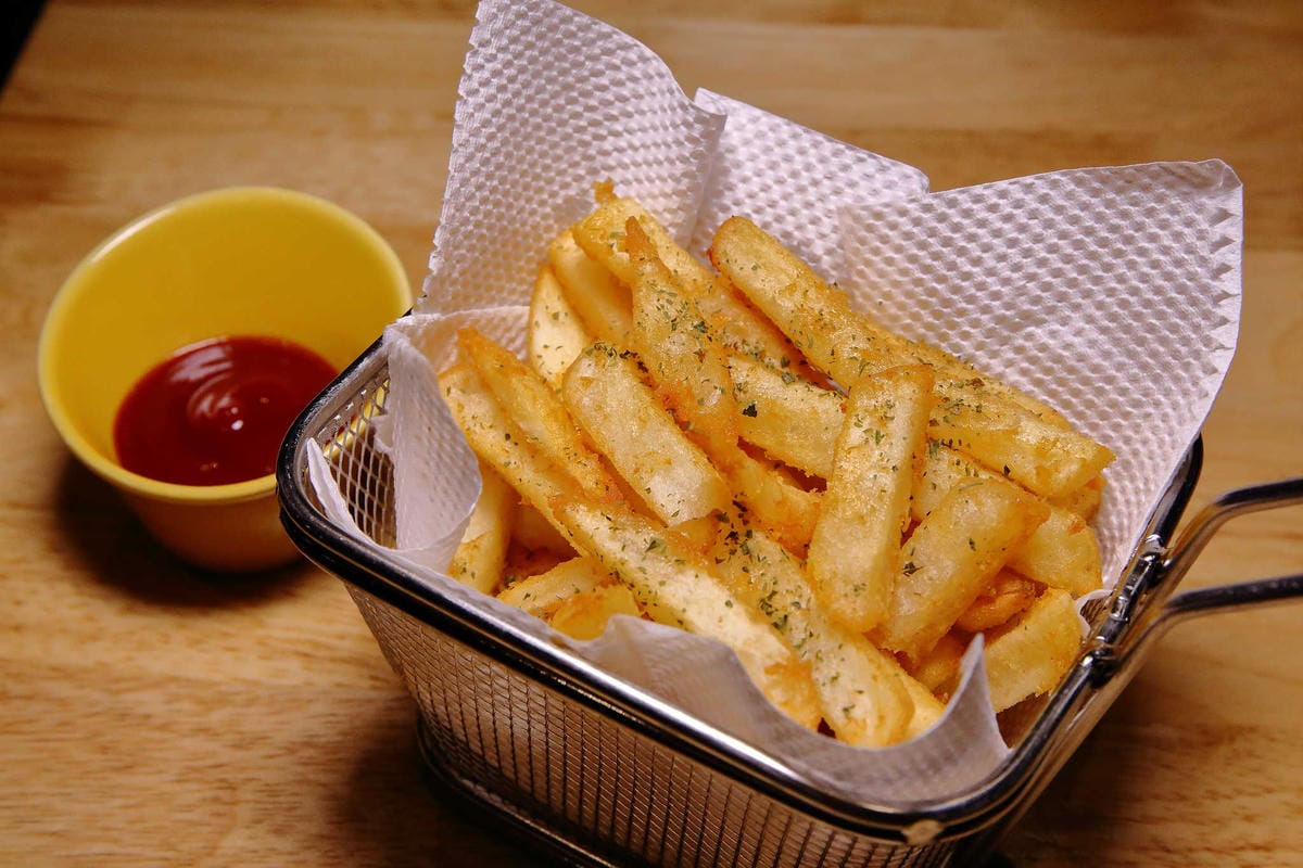 【食。新莊】查理士義式廚坊〜只有內行人才知道的巷弄美食，CP值超高的義大利麵