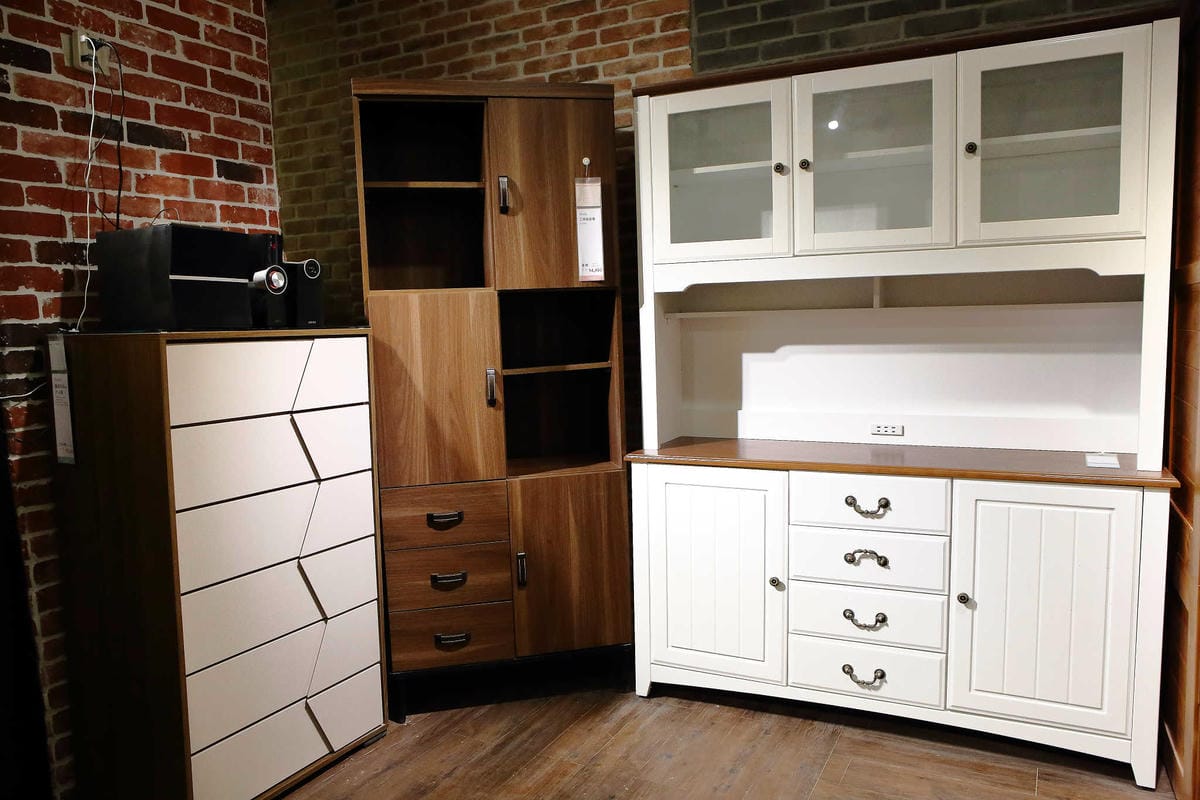 【萬華家具店推薦】億家具批發倉庫〜工廠直營、零售批發價‎、客