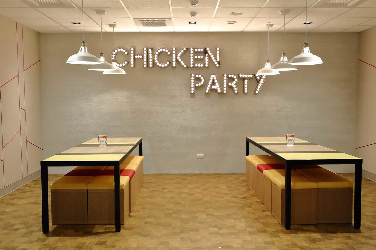 【食。新莊】新時代香雞城〜換地點再出發！新時代香雞城「重新復活」10/ 24日起試營運！