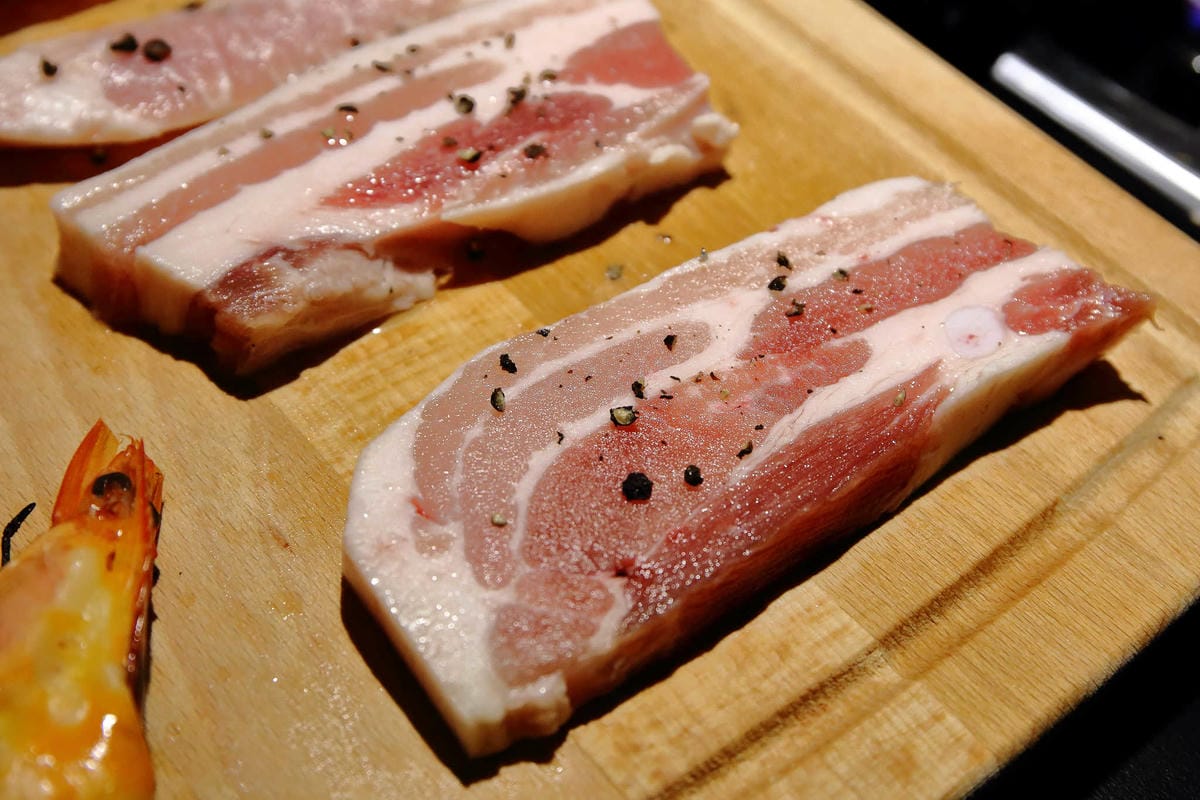 【食。台北】韓式烤肉終結王jihwaja〜忠孝敦化韓式烤肉。韓國人開的正宗燒烤店，歐巴幫你烤肉肉！