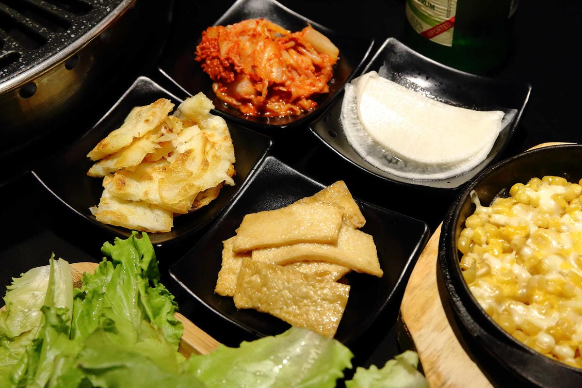 【食。台北】韓式烤肉終結王jihwaja〜忠孝敦化韓式烤肉。韓國人開的正宗燒烤店，歐巴幫你烤肉肉！