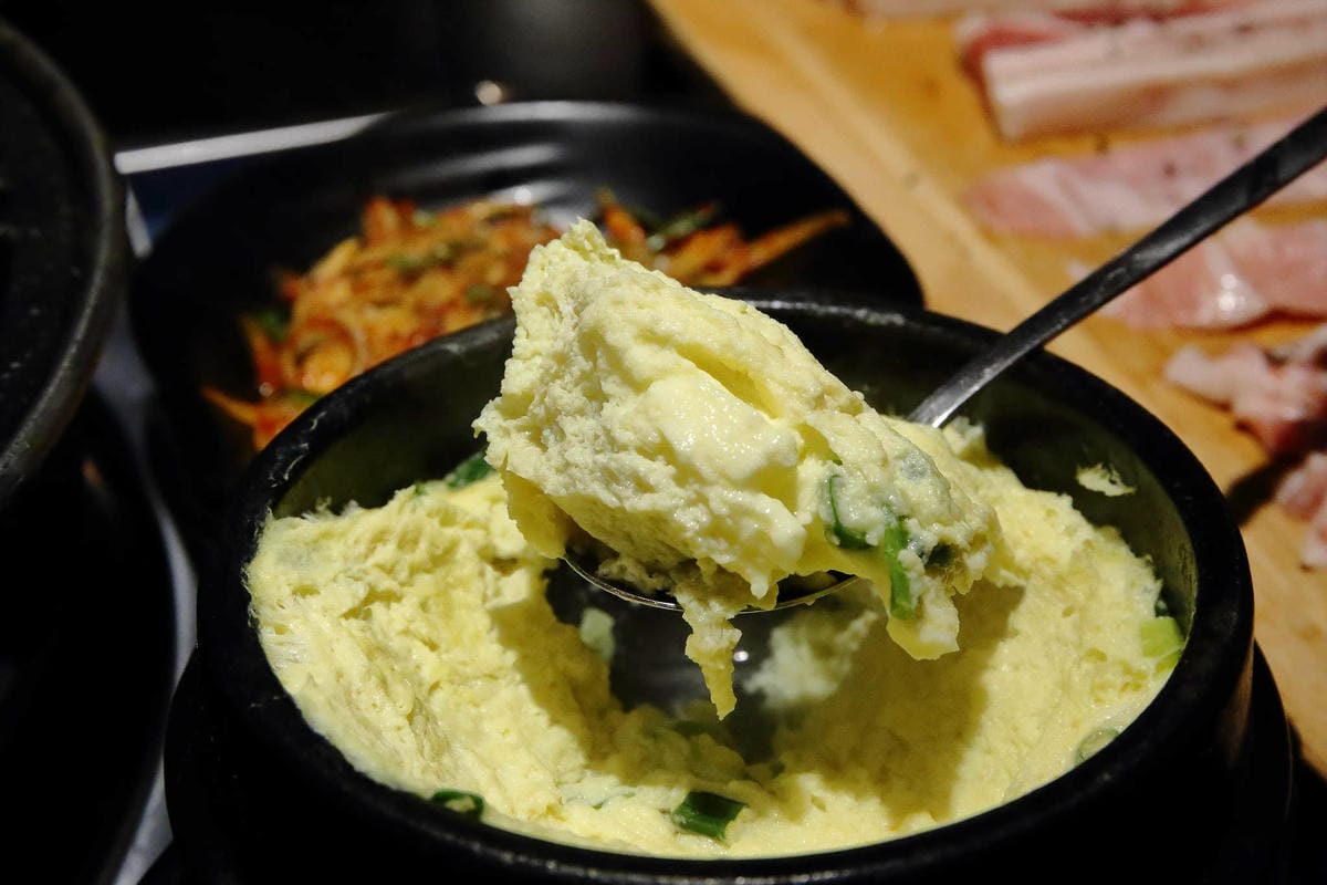 【食。台北】韓式烤肉終結王jihwaja〜忠孝敦化韓式烤肉。韓國人開的正宗燒烤店，歐巴幫你烤肉肉！