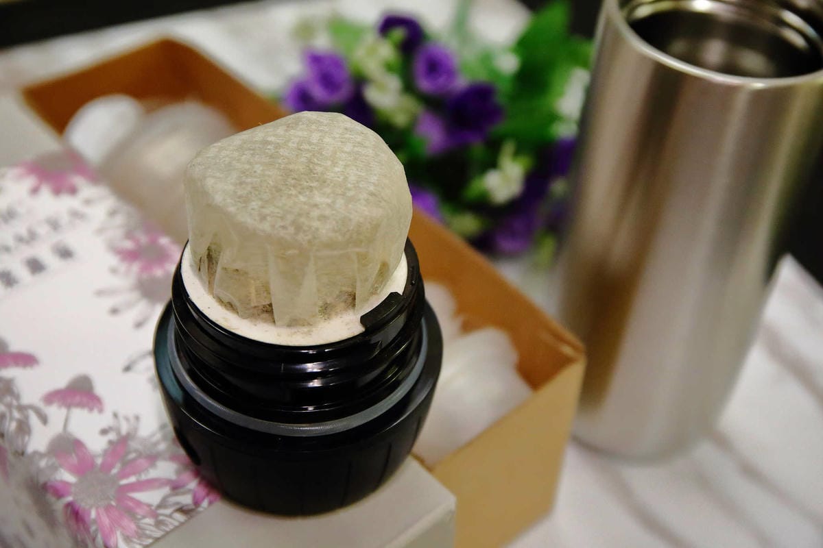 【好物分享】有甘田 NOURII〜計時泡茶隨行杯＋茶膠囊，到哪都能喝到台灣好茶，自然回甘！