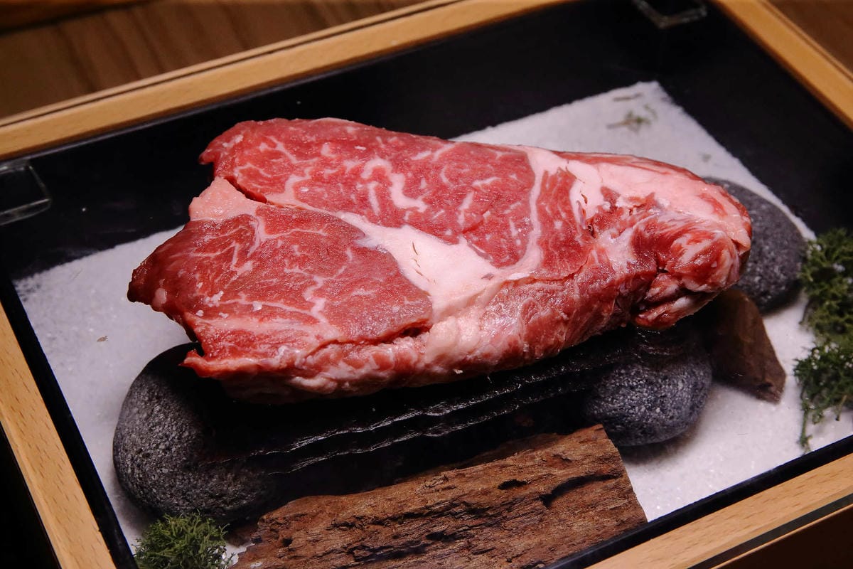 【食。台北】牧島燒肉專門店〜信義區燒烤推薦！多種精緻燒肉套餐，老饕必吃！(全新菜單全省出爐)