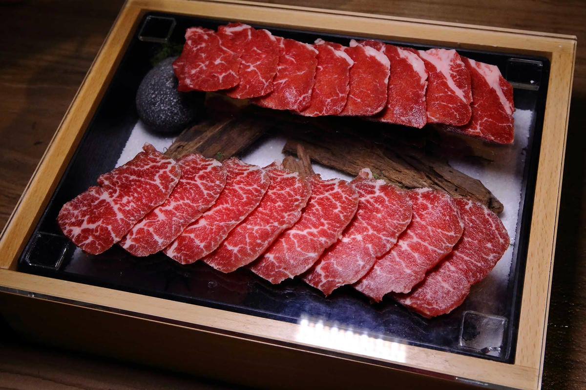 【食。台北】牧島燒肉專門店〜信義區燒烤推薦！多種精緻燒肉套餐，老饕必吃！(全新菜單全省出爐)