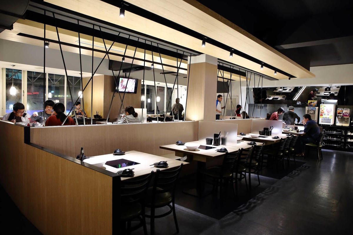 【食。中壢】健康主義精緻火鍋〜399元起平價壽喜燒吃到飽！野菜、頂級現切肉盤讓你吃到爽，CP值太高！(已歇業)