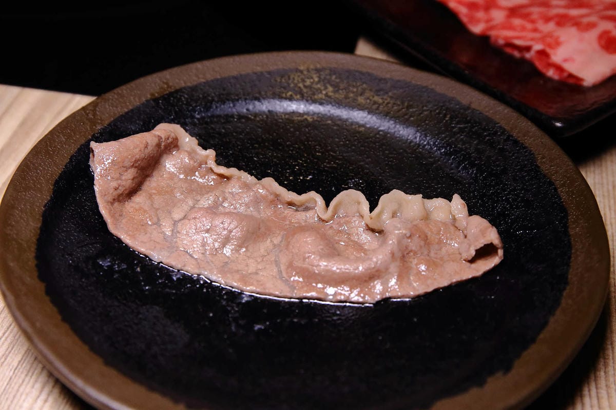 【食。中壢】健康主義精緻火鍋〜399元起平價壽喜燒吃到飽！野菜、頂級現切肉盤讓你吃到爽，CP值太高！(已歇業)