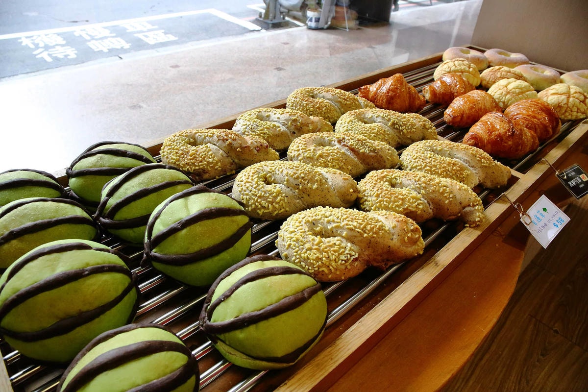 【食。新莊】許燕斌手作烘焙〜新莊麵包推薦。世界冠軍級手作烘焙,百分百手作,給您滿滿幸福的好食光
