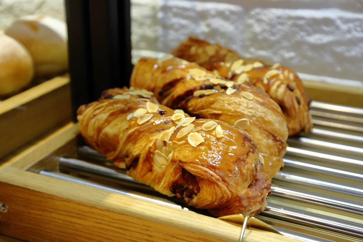 【食。新莊】許燕斌手作烘焙〜新莊麵包推薦。世界冠軍級手作烘焙,百分百手作,給您滿滿幸福的好食光