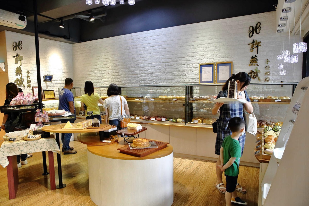 【食。新莊】許燕斌手作烘焙〜新莊麵包推薦。世界冠軍級手作烘焙,百分百手作,給您滿滿幸福的好食光