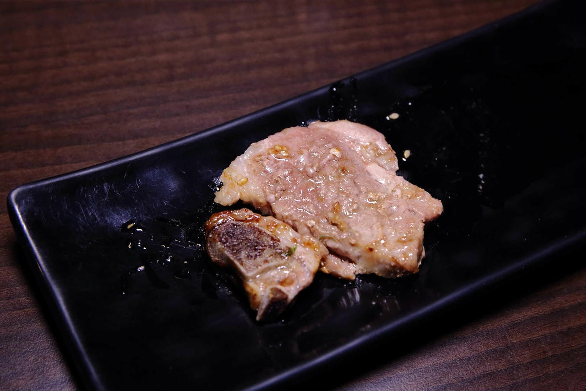 【食。內壢】一燒十味昭和園內壢省桃店〜桃園燒烤吃到飽推薦。懷舊復古主題餐廳,無肉不歡,肉食控必訪!