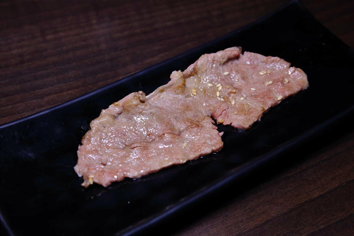 【食。內壢】一燒十味昭和園內壢省桃店〜桃園燒烤吃到飽推薦。懷舊復古主題餐廳,無肉不歡,肉食控必訪!