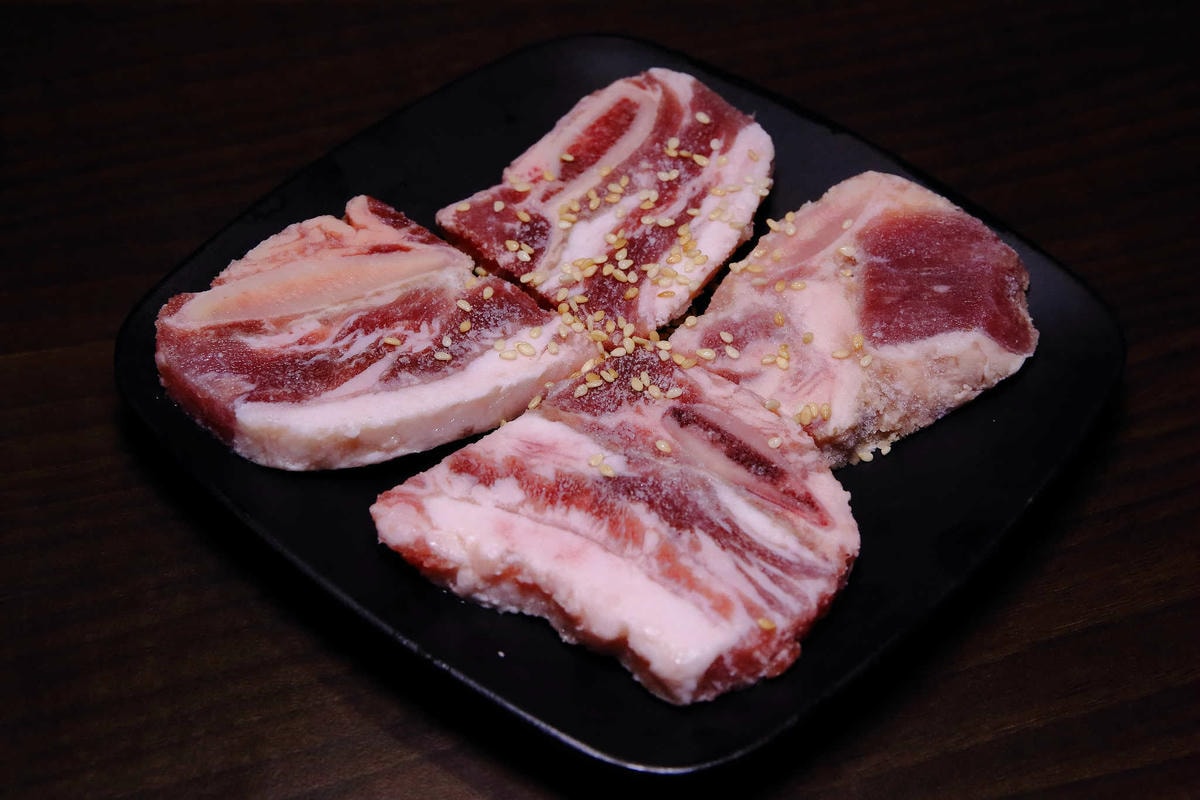 【食。內壢】一燒十味昭和園內壢省桃店〜桃園燒烤吃到飽推薦。懷舊復古主題餐廳,無肉不歡,肉食控必訪!